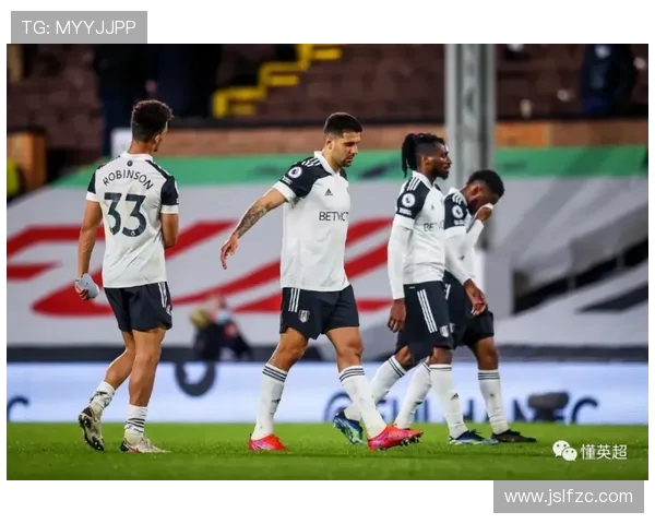 2017赛季英超升降级球队名单与转会调整分析